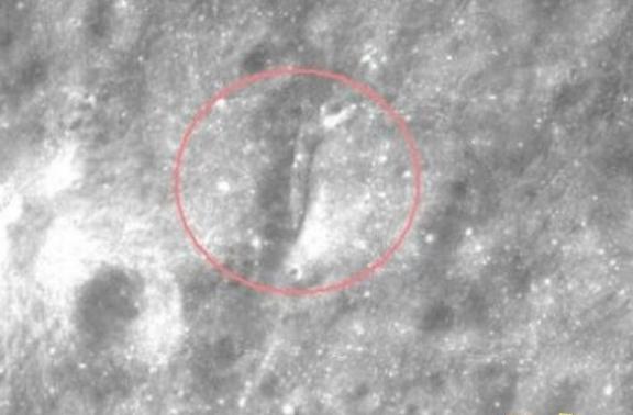 月球巨型飞船是骗局吗，外星人技术远超人类/飞船远比地球先进
