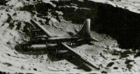 月球背面的二战飞机是真是假，二战飞机竟被外星人劫持