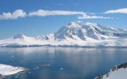 南极冰层下的秘密被发现，南极不冻湖外星人基地曝光