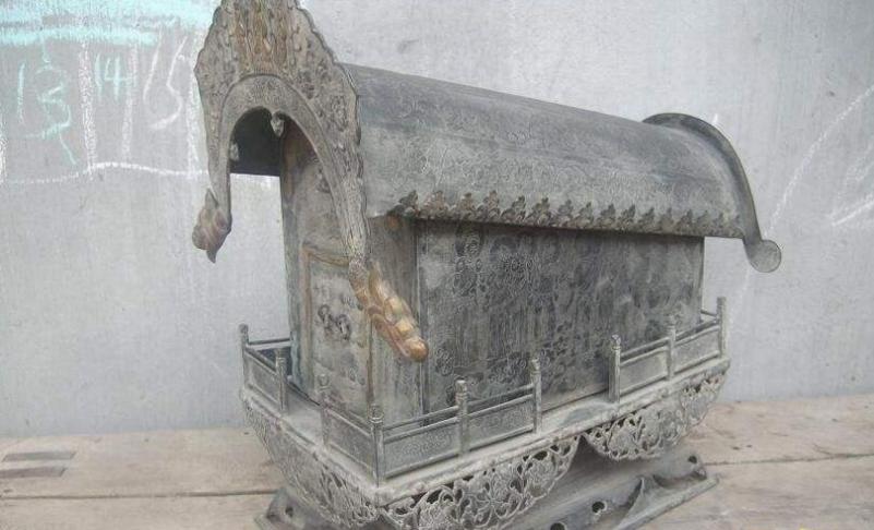 黄河离奇的透明棺材真相，挖出来的尸体竟然千年不腐