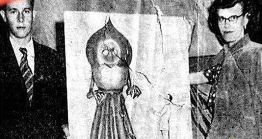 1952年弗拉特伍兹怪物是什么，浑身毒气能致死(外星人火球中走出)