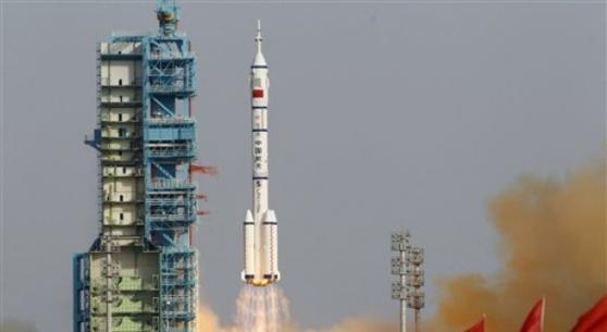 中国积极发展航天技术，登月项目也是重点之一。