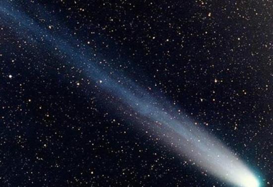 科学家模拟彗星撞击行星表面，发现撞击可形成氨基酸类物质，该发现为揭开地球生命的起源之谜奠定了基础