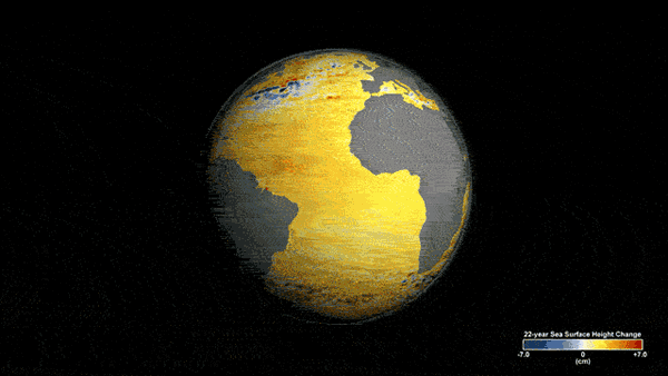 美国太空总署的卫星测量了地球从1992到2014年的海平面变化。地图中，蓝色区域的海平面下降，橘色和红色区域的海平面上升。自1992年以来，全世界的海洋平均上升