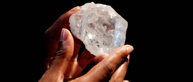 揭秘钻石的起源：很可能是由在地球深处煮熟的再生海床制成