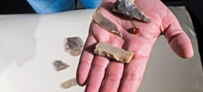 考古学家在以色列耶路撒冷发现7000年前人类部落