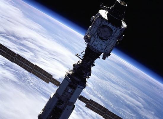 2000年时候国际空间站的模样