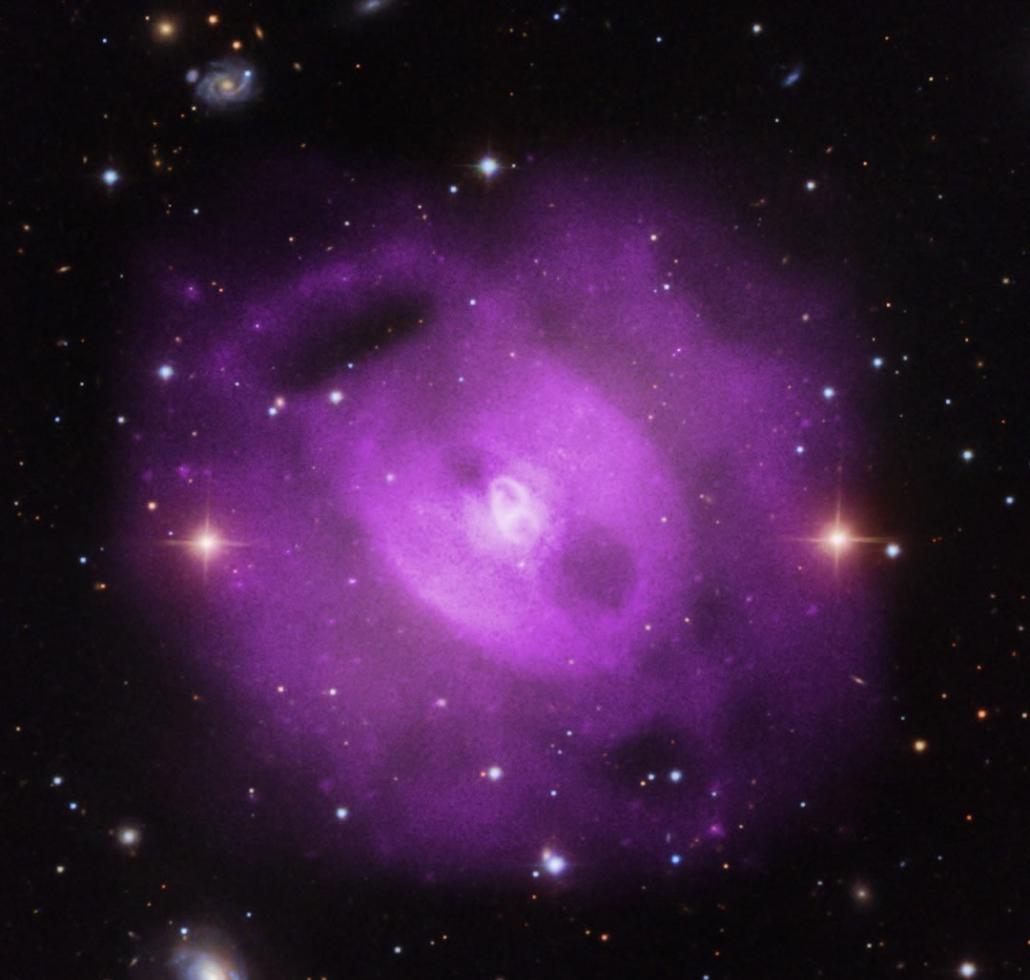 NGC 5813星系内部超大质量黑洞在长达5000万年时间里出现多次“喷发”