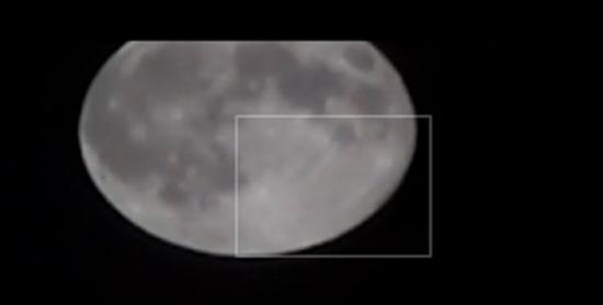 Youtube超级月亮视频拍摄到一个神秘的不明飞行物快速掠过月亮表面