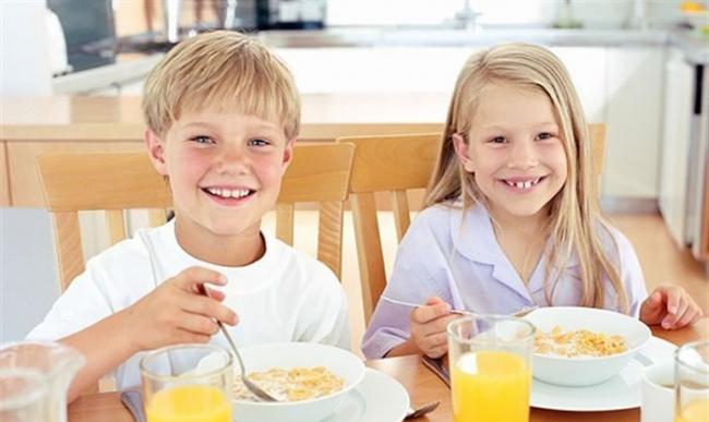 《BMC公共卫生》：饮食健康的孩子可能更快乐