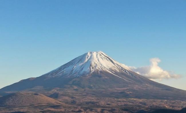 日本专家：富士山如连续喷发15日 或会瘫痪东京首都圈交通