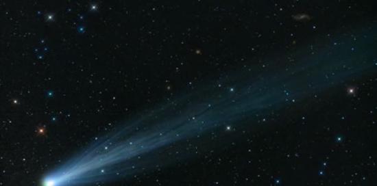 德国业余天文学家沃尔德在11月16日拍摄到的ISON彗星，现在该彗星是肉眼可见的状态，但是一些专家认为这个现象不会持续太久。