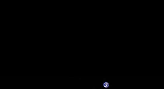 月球勘测轨道器拍摄的“地出”