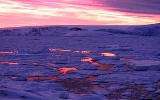 南极帕尔默站拍摄的照片，科学家模拟发现被潮汐锁定的星球研究黑暗面或存在冰川