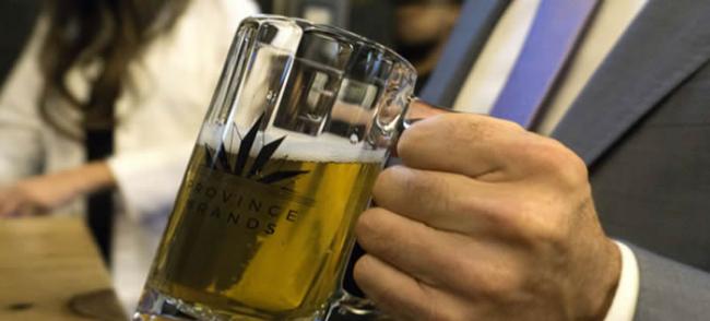 加拿大多伦多啤酒商Province Brands研发出世界上第一款由大麻酿造的啤酒