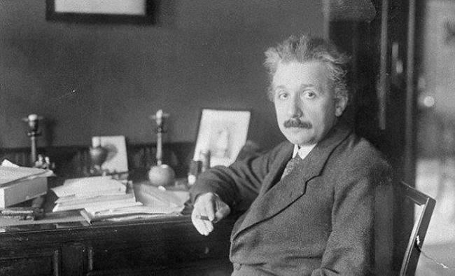 超级聪明人IQ会直迫爱因斯坦