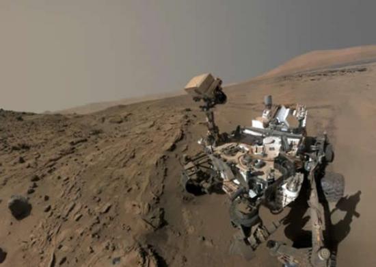 好奇号造价达到了25亿美元，是美国宇航局最先进的火星车
