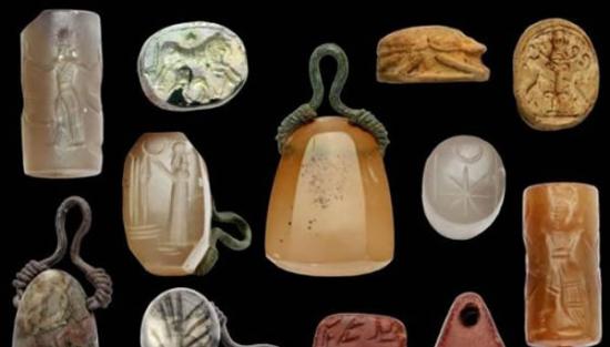 研究人员在土耳其发现的印章和护身符，数量超过600个，年代在公元前7世纪到公元前4世纪之间