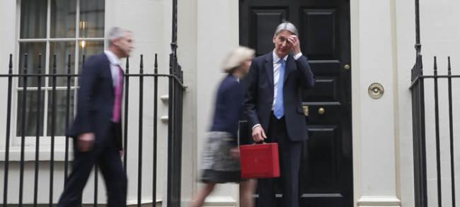 英国预算责任办公室22日将2017年的经济增长率预测从2%调降至1.5%。英国正式掉出2017年世界5大经济体 自2013年首次被法国超越