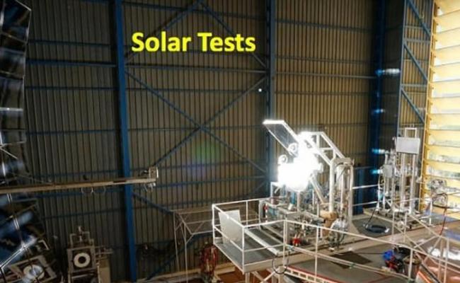 机器进行太阳能测试。