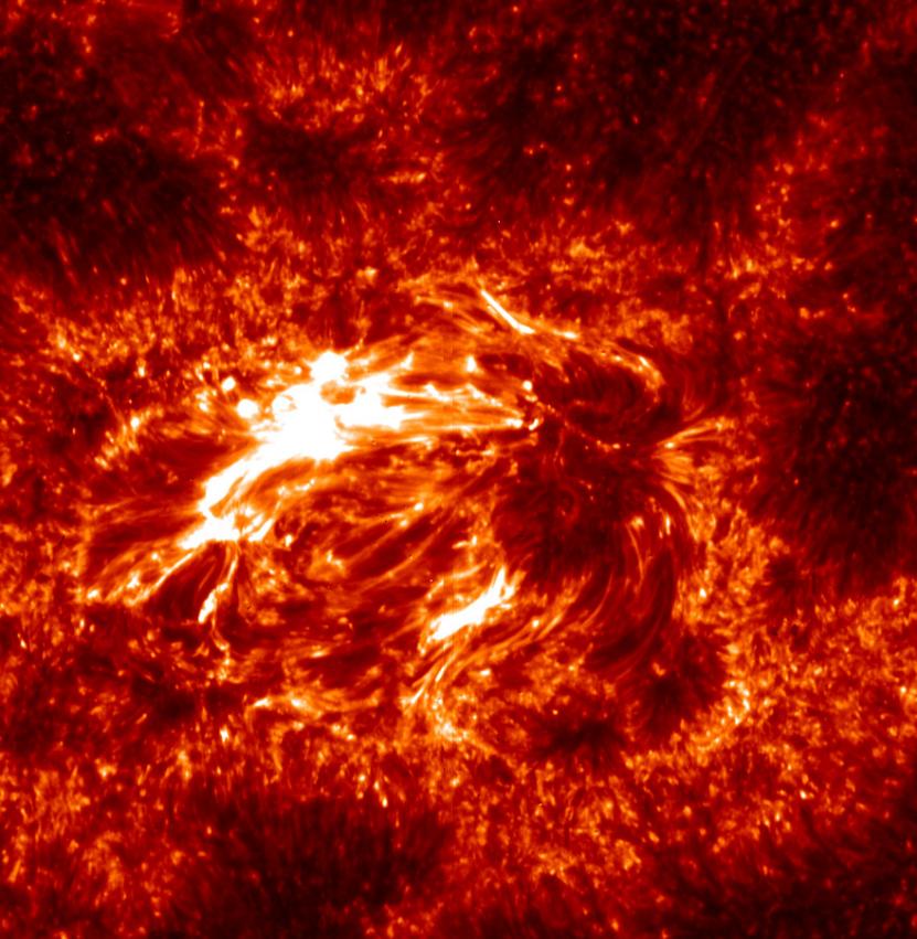 首批来自望远镜观测太阳最难捉摸区域的结果