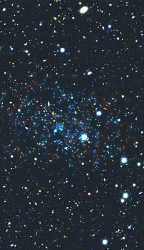 九个昏暗的矮星系其实非常难以察觉，更重要的是这些矮星系中几乎含有99%的暗物质，只有百分之一是可观测的物质。矮星系作为宇宙最小的星系结构，其质量一般都很低，恒星