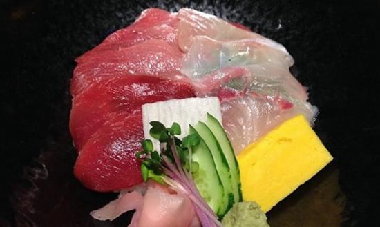 寿司和生鱼片的市场需求大，令太平洋蓝鳍金枪鱼在过去22年间被大量捕捞。