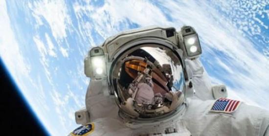 逃生计划：目前当国际空间站上的宇航员遇到医疗紧急情况时，可以借助逃生舱在几个小时内返回地球