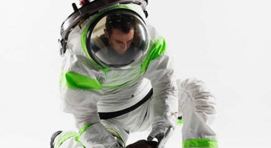 2012年公布的巴斯光年宇航服