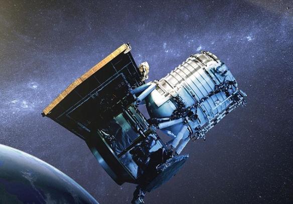 艺术概念图，展示NASA的广域红外探测器。在南里奥格兰德联邦大学的德尼索-卡玛尔戈博士的领导下，巴西研究小组得出了这一发现。这是天文学家首次在距地球如此遥远的银