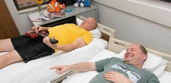 美国NASA招志愿者在床上躺70天月薪5000美元