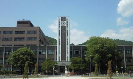 冈山大学的研究人员表示，是次研究有助了解胃癌成因。图为冈山大学校门。