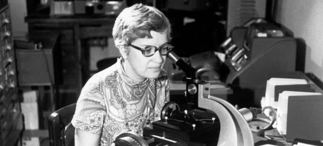 证明暗物质存在、建立开创地位的天文学家Vera Rubin去世