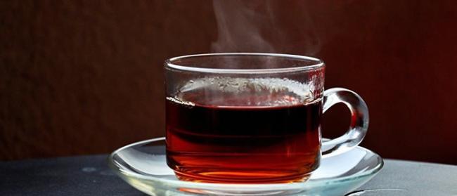 国际研究小组发现爱喝热茶会提高患食道癌风险