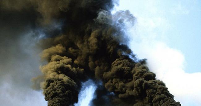 核战的直接结果就是多达5兆吨中的黑炭进入大气层中，导致地球温度下降，陷入长达20年的严冬。