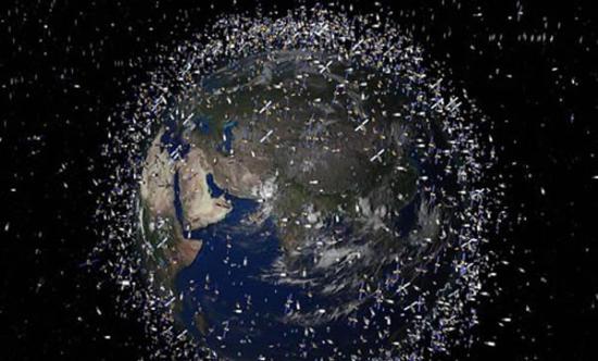 地球被人类制造的大量太空垃圾所包围