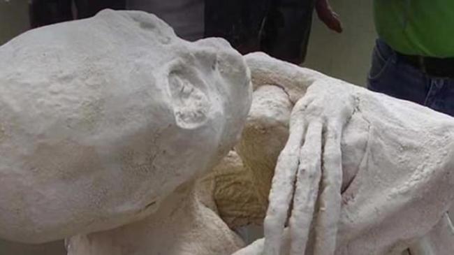 秘鲁古城发现的怪异木乃伊 俄罗斯科学家称确实是外星人