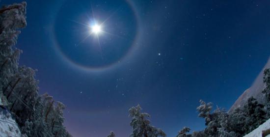英国格林威治皇家天文台公布2013年“年度天文摄影师”佳作