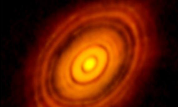 智利射电天文望远镜Alma拍下年轻星系形成行星的高解像度影像