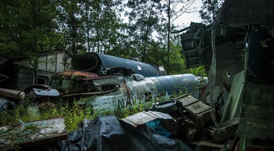 美国俄亥俄州废品收购员20世纪40年代收藏了许多二战时期的报废战斗机