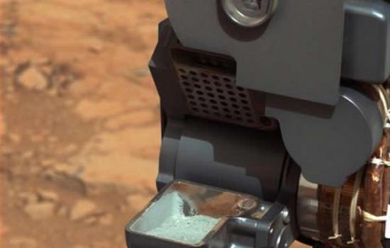 “好奇”号火星车成功获得来自火星岩石内部的首例样本