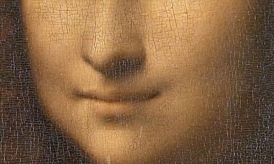 达芬奇借巧妙混色，令人看到画中人的嘴，随不同观看角度改变。