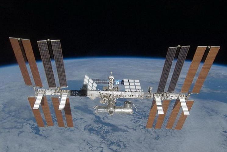 美国和俄罗斯合作建设人类历史最伟大太空项目之一的国际空间站已近20年，但目前俄罗斯有意向退出国际空间站合作，准备自己建造一个太空站。未来这个太空站将由俄罗斯单独