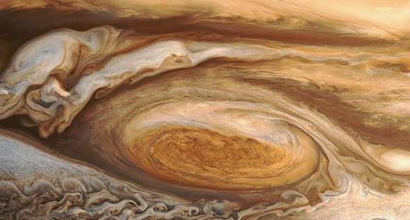 行星学家艾米-西蒙认为我们试图模拟木星上的大气，设计出更加逼真的模拟木星大气实验室