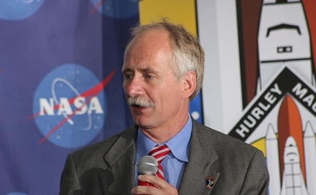 格斯登美尔明言NASA将尽快撤出太空站
