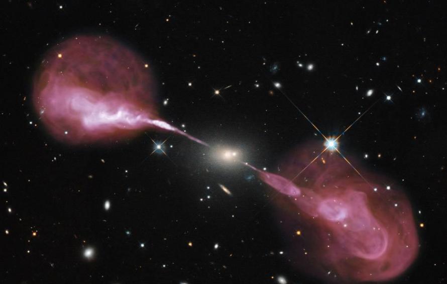 椭圆星系武仙座A（Hercules A）中心超大质量黑洞引发的壮观喷流