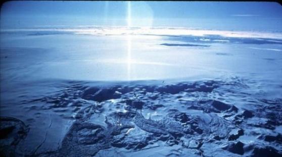 冰岛火山出现冰下火山喷发