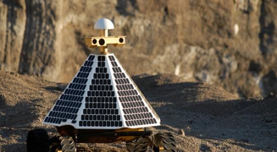 由X大奖团队“宇宙机器人”研制的月球车原型――红色漫游者。