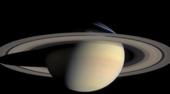 科学家发现土星在一些计算机模拟中比木星更年轻，大约相差了20亿年之久