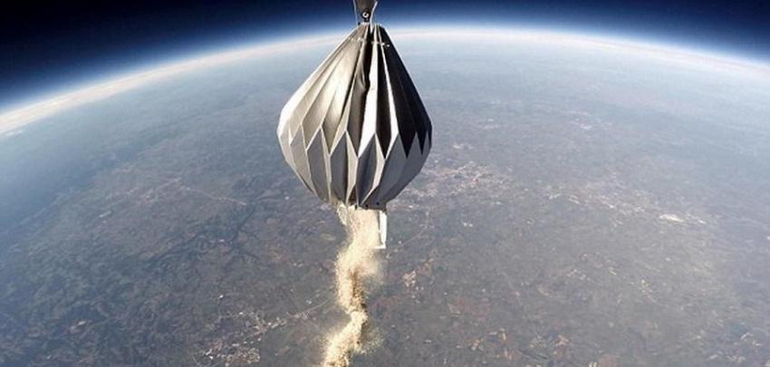 目前，美国肯塔基州列克星敦市Mesoloft公司提供一项特殊服务――“太空葬礼”，他们使用气象气球将死者骨灰运送至太空边缘，距离地面大约22860米处，然后打开